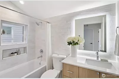 8003 25th Avenue NW, Seattle, WA 98117 - Photo 24