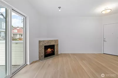 2840 SW Raymond Street #203, Seattle, WA 98126 - Photo 4