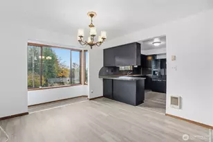 2305 Burcham St, Kelso, WA 98626 - Photo 8