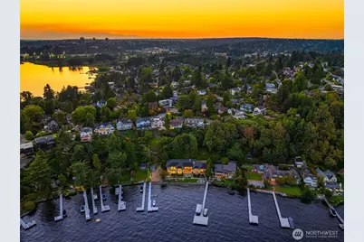 4911 NE Laurelcrest Lane, Seattle, WA 98105 - Photo 36