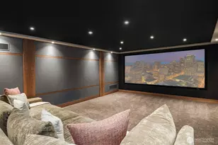 4911 NE Laurelcrest Ln, Seattle, WA 98105 - Photo 30