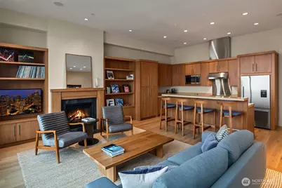 4911 NE Laurelcrest Lane, Seattle, WA 98105 - Photo 24