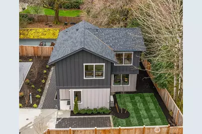 817 18th Avenue W, Kirkland, WA 98033 - Photo 1