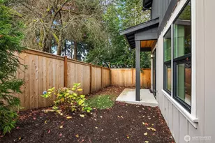 817 18th Ave W, Kirkland, WA 98033 - Photo 20