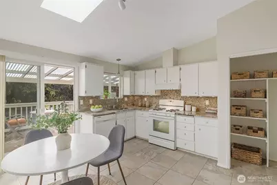 2203 NE 177th Street, Shoreline, WA 98155 - Photo 10