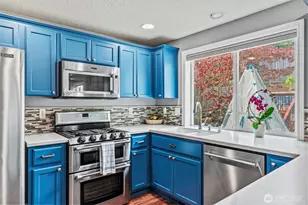 2410 N Heron Dr, Ridgefield, WA 98642 - Photo 8