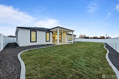 7838 NE Blue Jay Dr, Moses Lake, WA 98837 - Photo 8