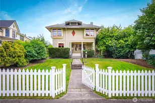 307 Ave C, Snohomish, WA 98290 - Photo 1