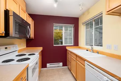 15325 SE 155th Place #X4, Renton, WA 98058 - Photo 12