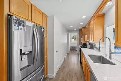 2323 Lexington Avenue #A, Everett, WA 98203 - Photo 8