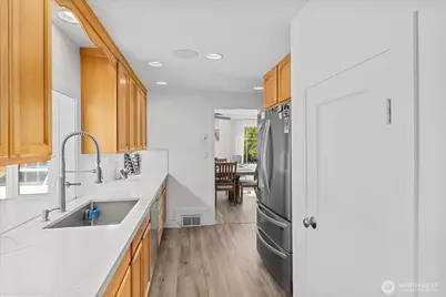 2323 Lexington Avenue, Everett, WA 98203 - Photo 12