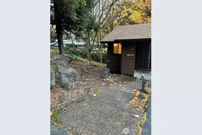 15344 62nd Avenue S #A-1, Tukwila, WA 98188 - Photo 2