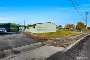 141 Carswell, Moses Lake, WA 98837 - Photo 6