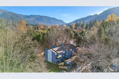 170 Newport Way NW #D32, Issaquah, WA 98027 - Photo 2