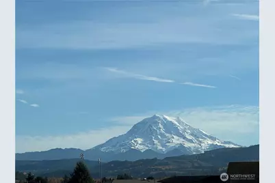 812 Sigafoos Avenue NW, Orting, WA 98360 - Photo 2