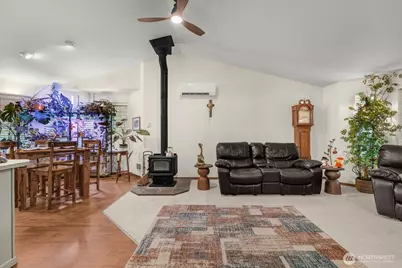 18305 Parkcrest Court SE, Yelm, WA 98597 - Photo 16