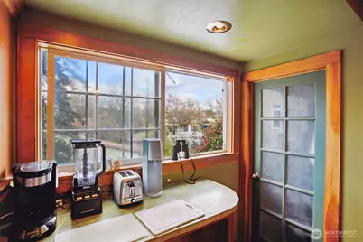 3416 Claremont Avenue S, Seattle, WA 98144 - Photo 6