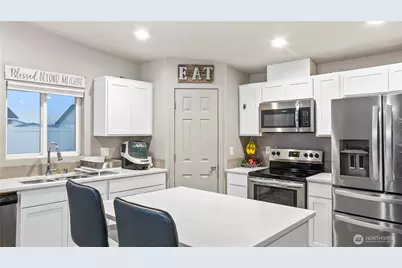 815 E Mt Adams Street, Othello, WA 99344 - Photo 2