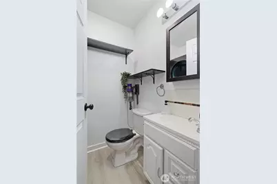 9712 Golden Given Road E, Tacoma, WA 98445 - Photo 14