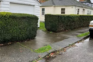 6900 S Flora Ave, Seattle, WA 98108 - Photo 2