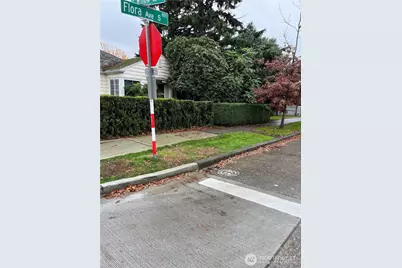 6900 S Flora Avenue, Seattle, WA 98108 - Photo 4