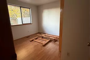 2024 SE 8th Dr, Renton, WA 98055 - Photo 12