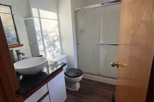 2024 SE 8th Dr, Renton, WA 98055 - Photo 8