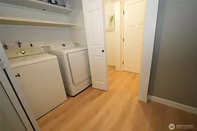 1770 159th Avenue NE, Bellevue, WA 98008 - Photo 16