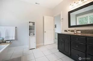 140 Nordstrom Ln, Kelso, WA 98626 - Photo 18