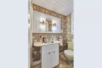 3918 NW Phinney Bay Drive, Bremerton, WA 98312 - Photo 20