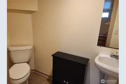 616 S 63rd St, Tacoma, WA 98408 - Photo 14