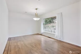 229 Sunset Dr, Longview, WA 98632 - Photo 14