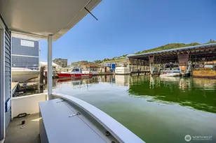 1900 Westlake Ave N, Seattle, WA 98109 - Photo 10