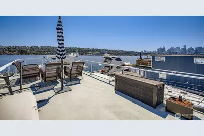 1900 Westlake Avenue N #B-20, Seattle, WA 98109 - Photo 4