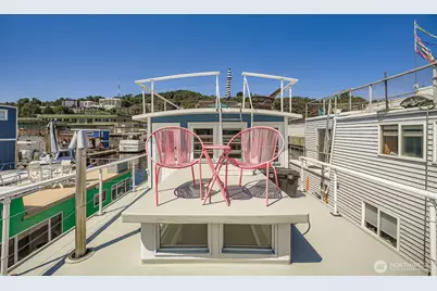 1900 Westlake Avenue N #B-20, Seattle, WA 98109 - Photo 6