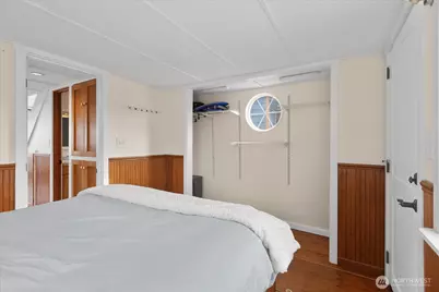 1900 Westlake Avenue N #B-20, Seattle, WA 98109 - Photo 24