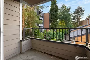 738 Kirkland Cir, Kirkland, WA 98033 - Photo 20