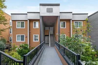 738 Kirkland Circle #E202, Kirkland, WA 98033 - Photo 4