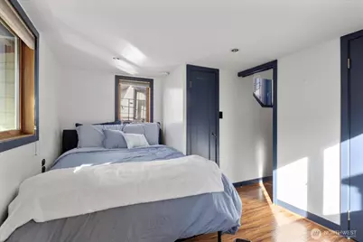 2040 Westlake Avenue N #26, Seattle, WA 98109 - Photo 30