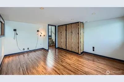 2040 Westlake Avenue N #26, Seattle, WA 98109 - Photo 22