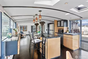 2040 Westlake Ave N, Seattle, WA 98109 - Photo 16