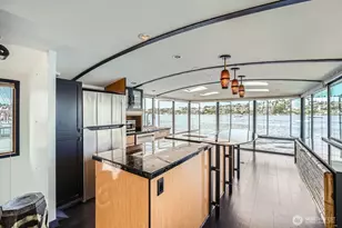 2040 Westlake Ave N, Seattle, WA 98109 - Photo 10