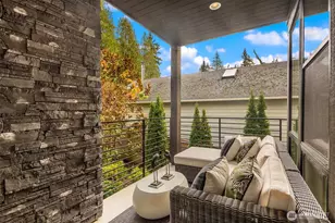 7829 NE 121st Ln, Kirkland, WA 98034 - Photo 2