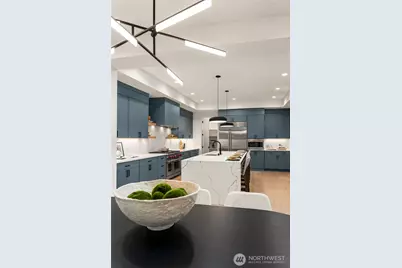 15534 SE 10th Street, Bellevue, WA 98007 - Photo 14