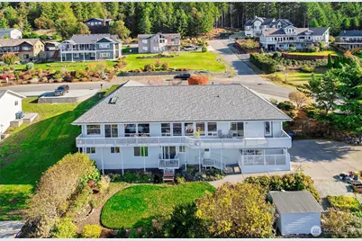 133 Melissa Street, Camano Island, WA 98282 - Photo 2