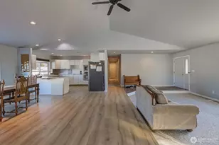 613 Meadow Dr, Wenatchee, WA 98801 - Photo 10