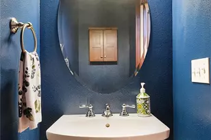 2400 W Boston St, Seattle, WA 98199 - Photo 12