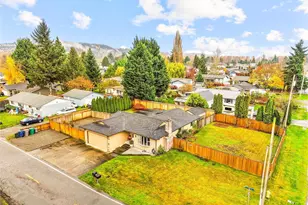 302 1st Ave E, Pacific, WA 98047 - Photo 38