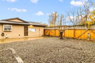 302 1st Ave E, Pacific, WA 98047 - Photo 34