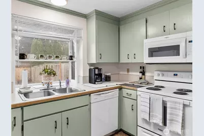 302 1st Avenue E, Pacific, WA 98047 - Photo 14